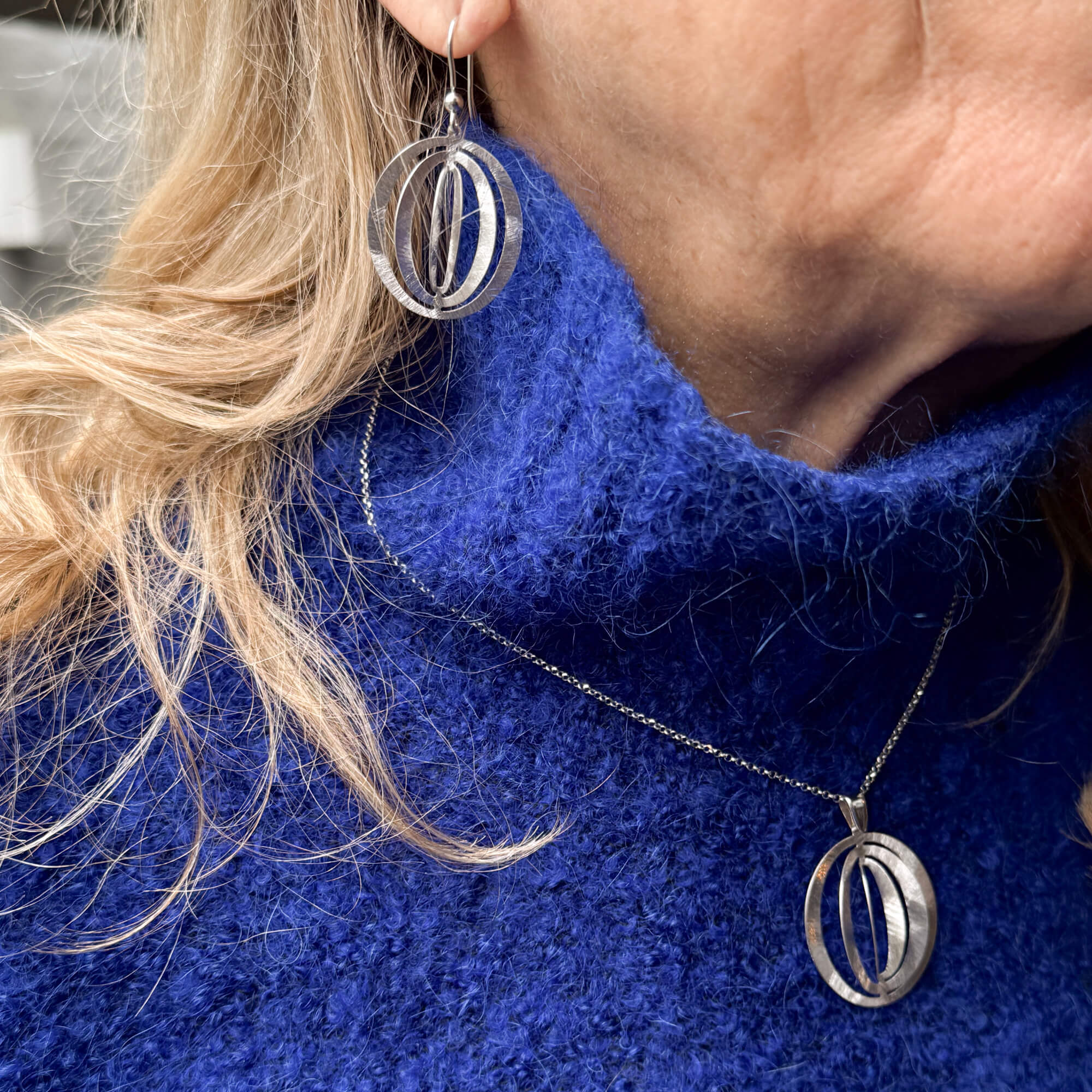 Openwork Silver Earrings with Hook Fastening