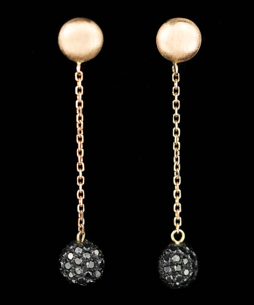 Long rosé 18kt earrings and black brilliant