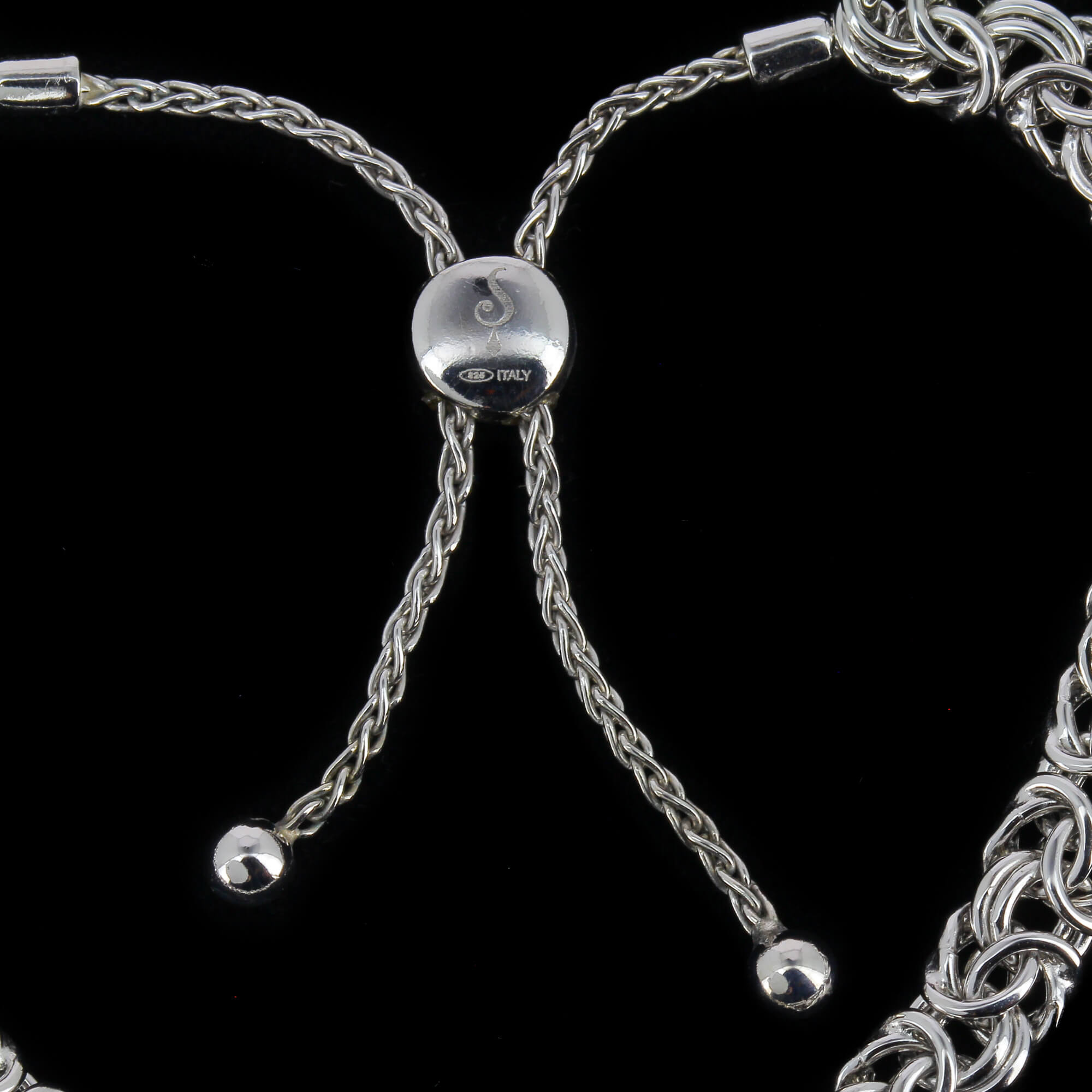 Processed silver bracelet with adjustable lock