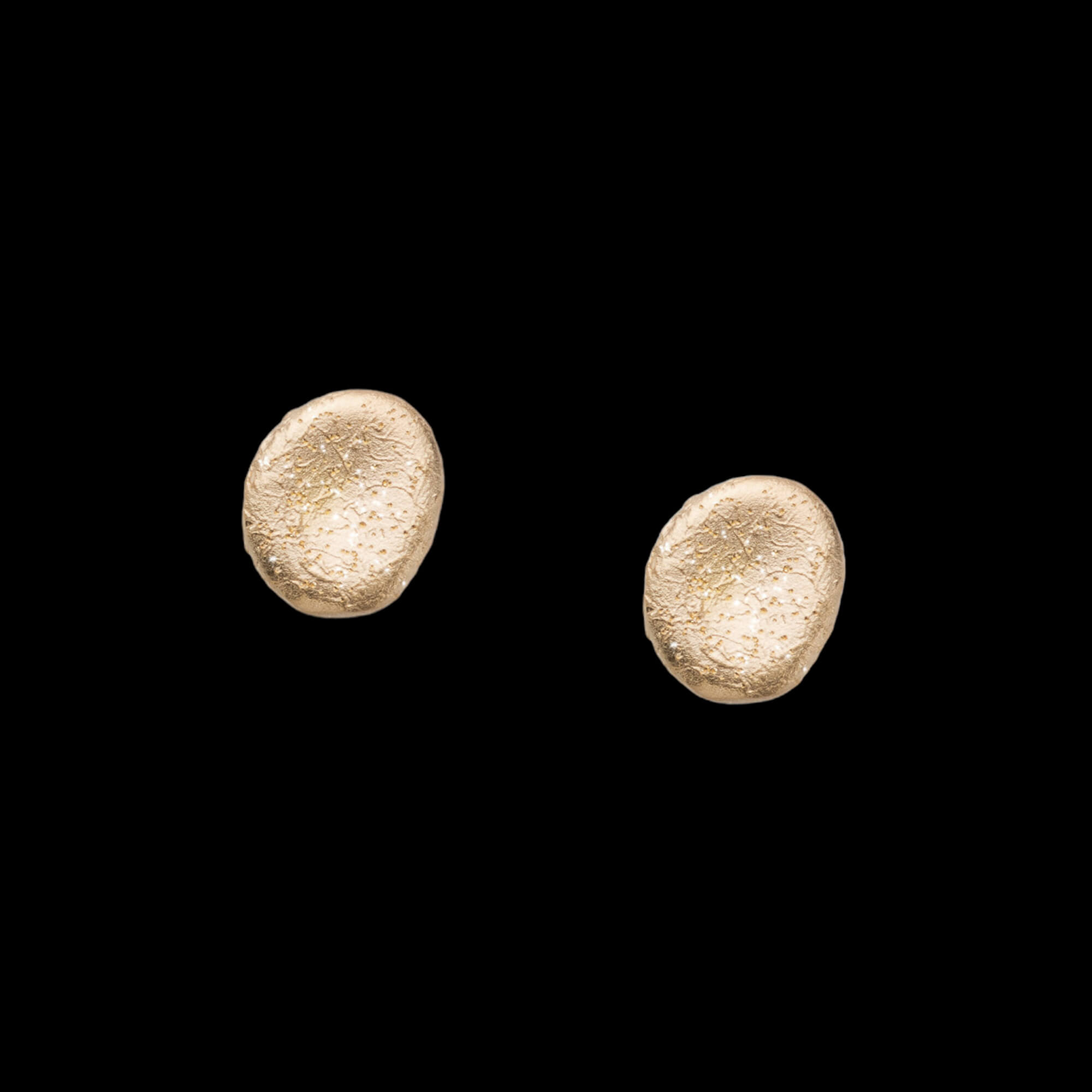 Gold-plated mini and oval-shaped earrings; diamond-plated