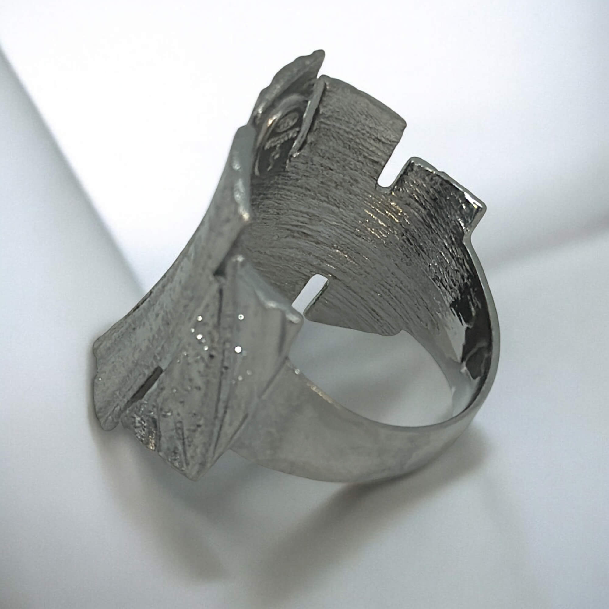 Grijze staafjes ring