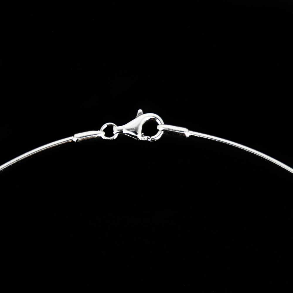 Thin and stiff silver chain with lock