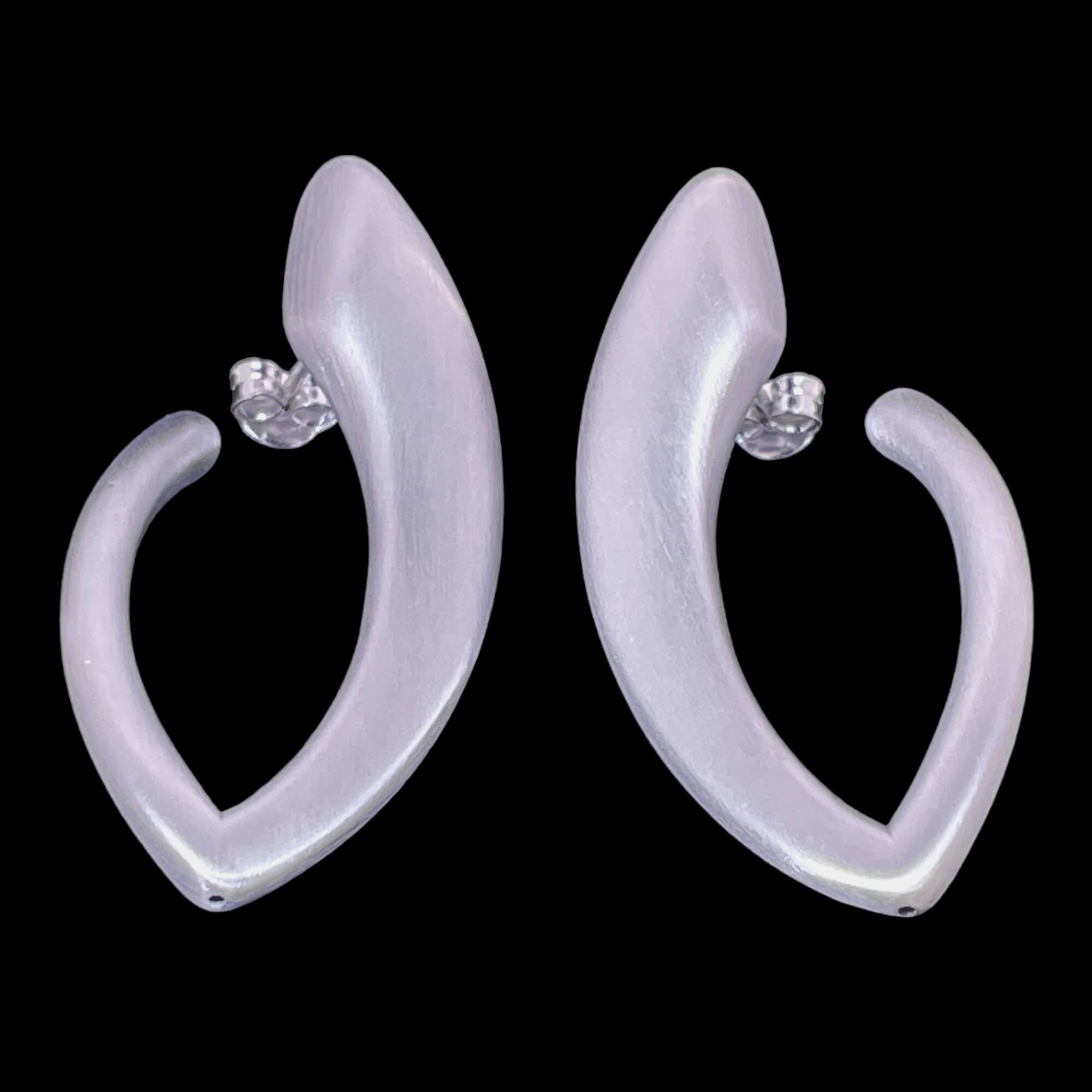 Boucles d'oreilles à l'infini angulaire emmêlées et argentées