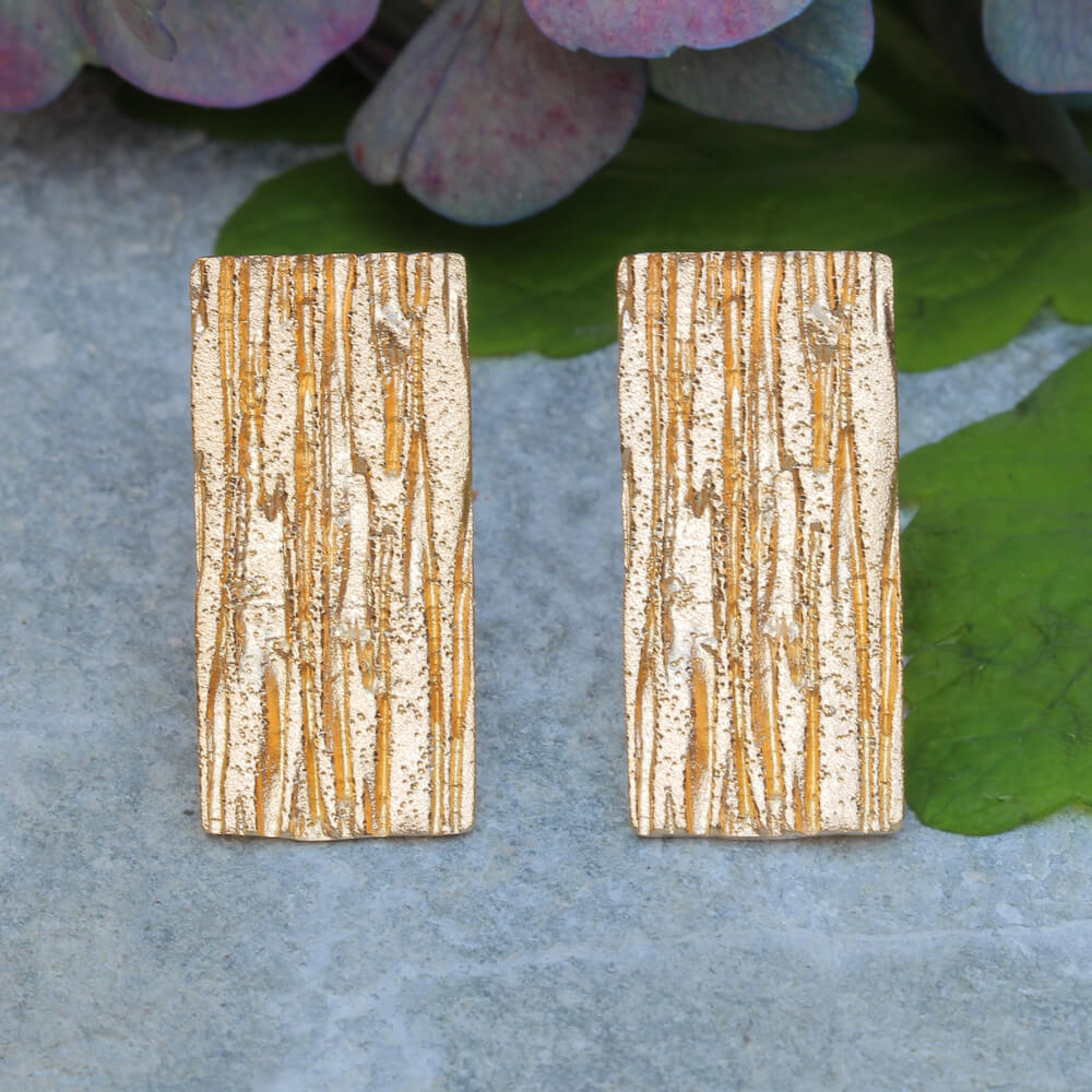 Plated rectangular and dazzling earrings