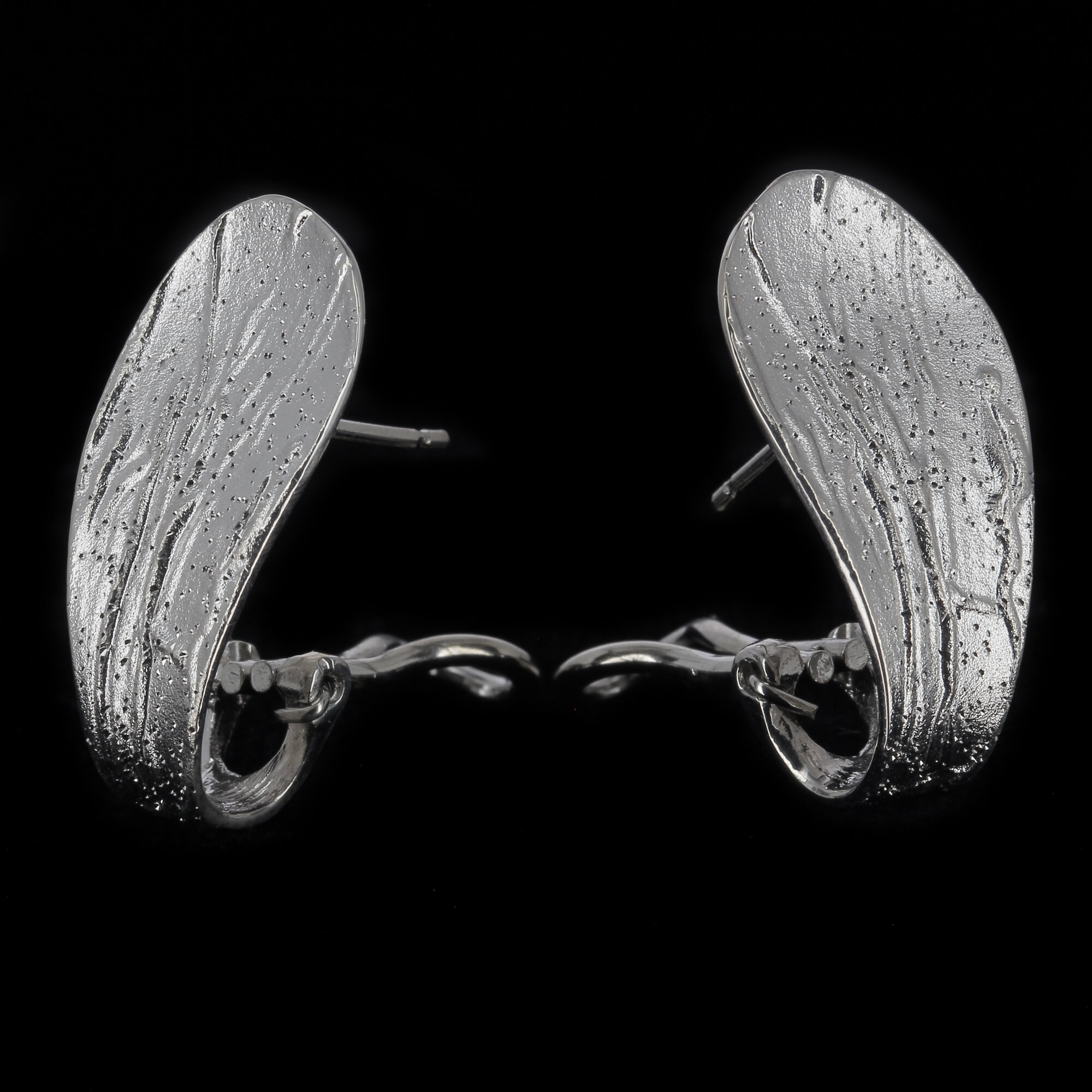Silver and Diamonded Earrings in Dropform