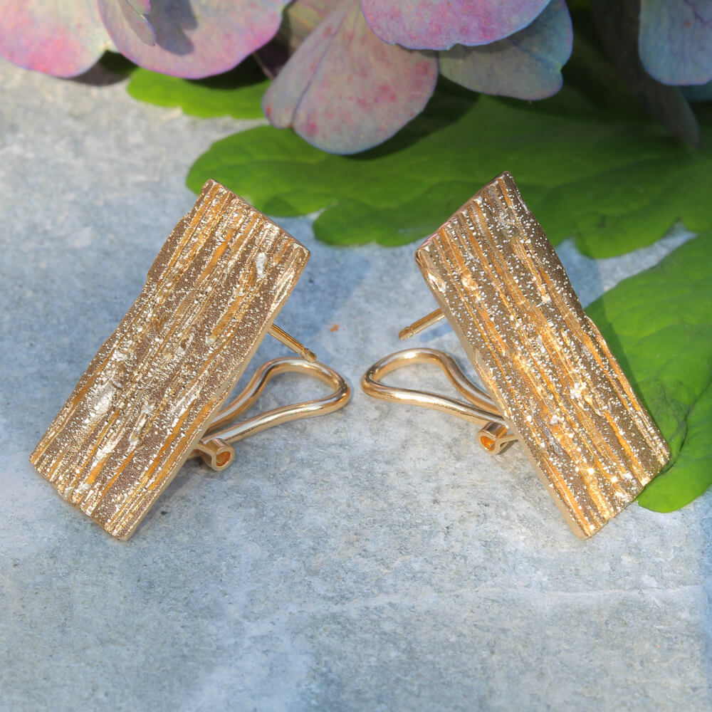 Plated rectangular and dazzling earrings