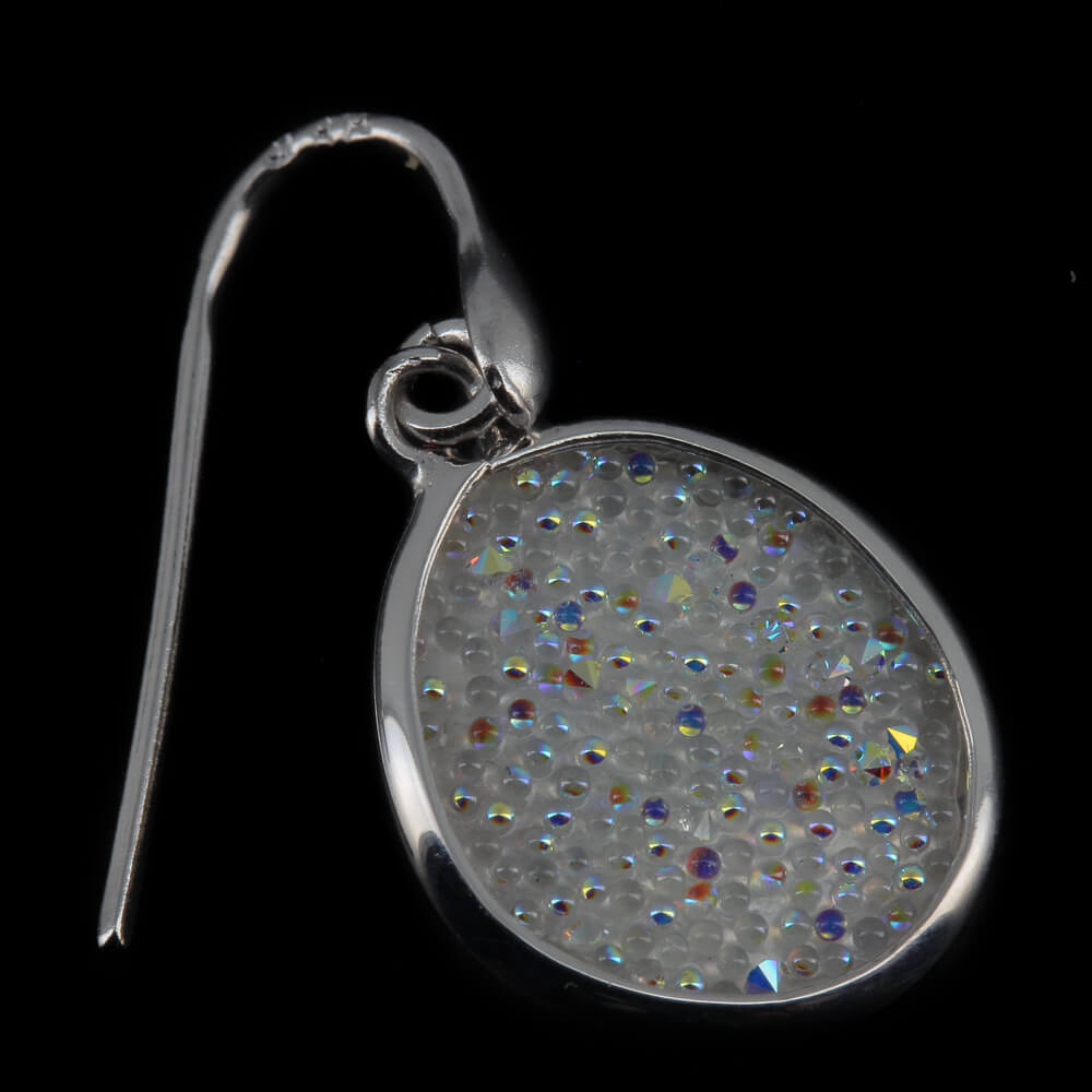 OX1017002S - Kort afhangende oorbellen van zilver en wit kristal