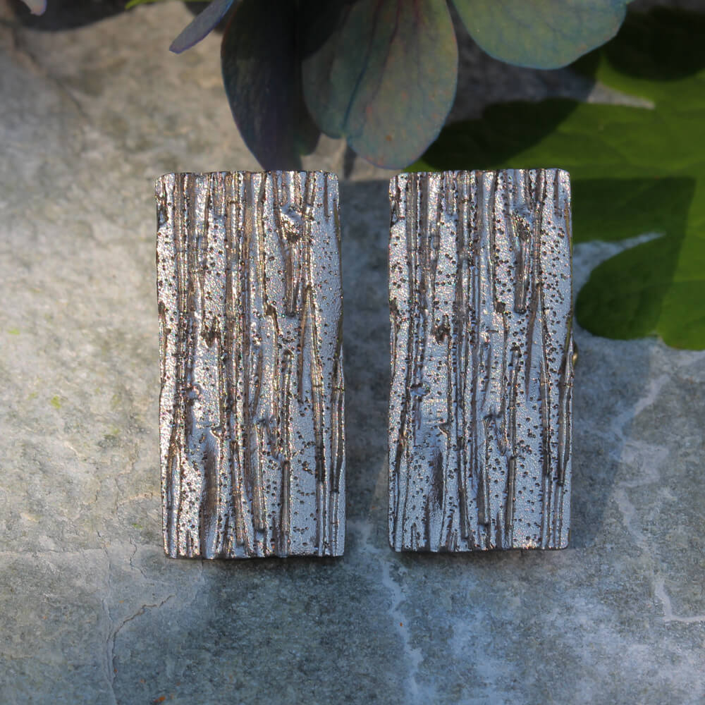 Gray rectangular and dazzling earrings