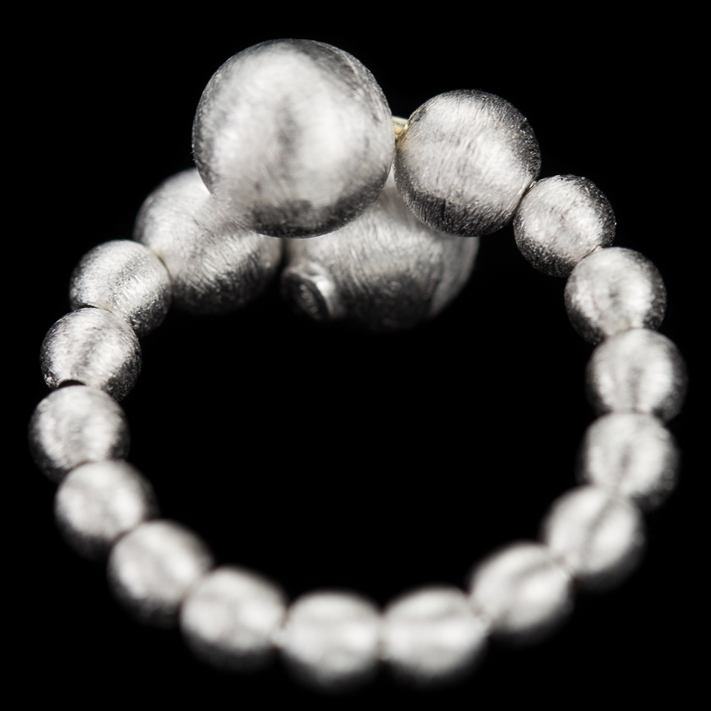 ART1016008 - Zilveren chique bolletjes ring