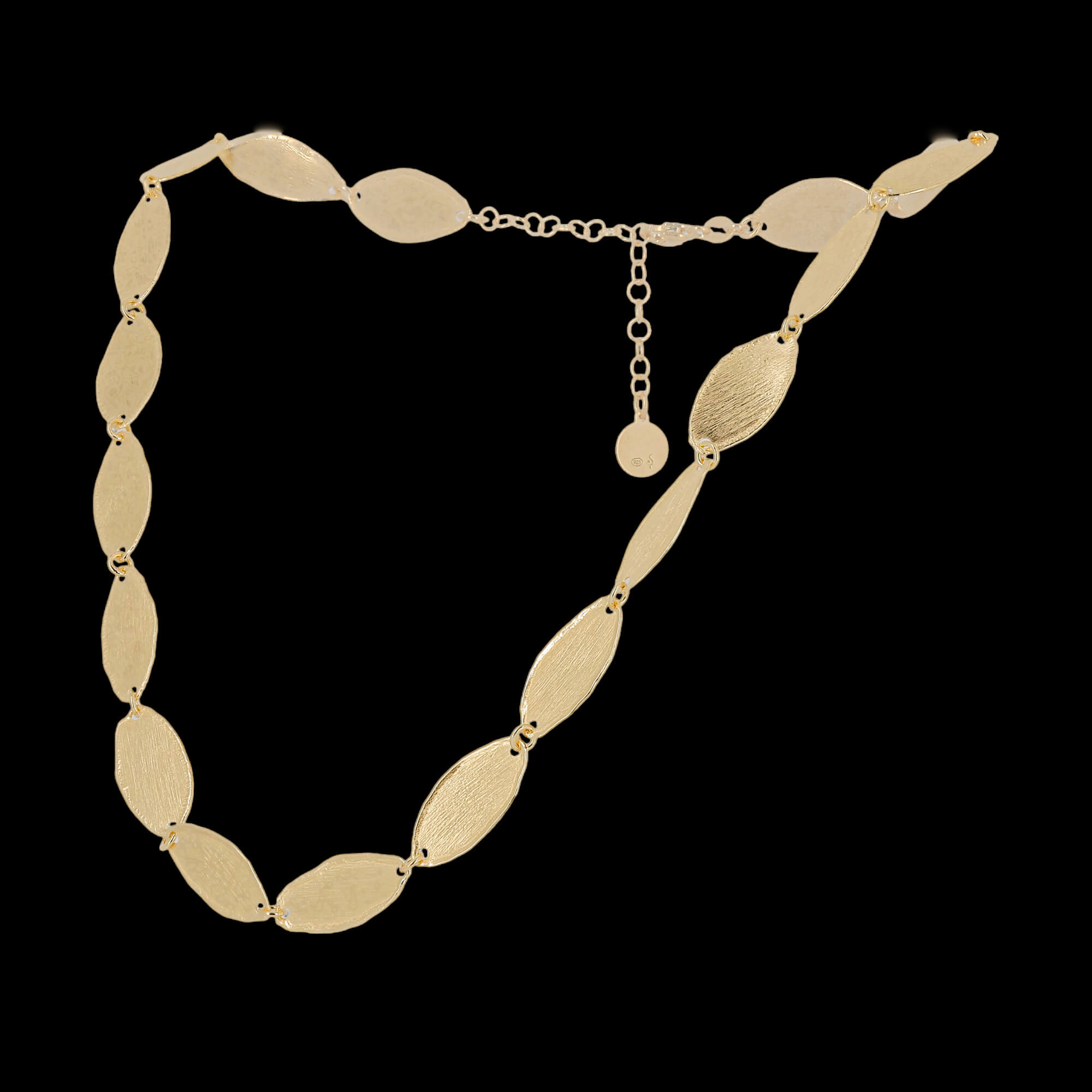 Short gold plated and oval link chain