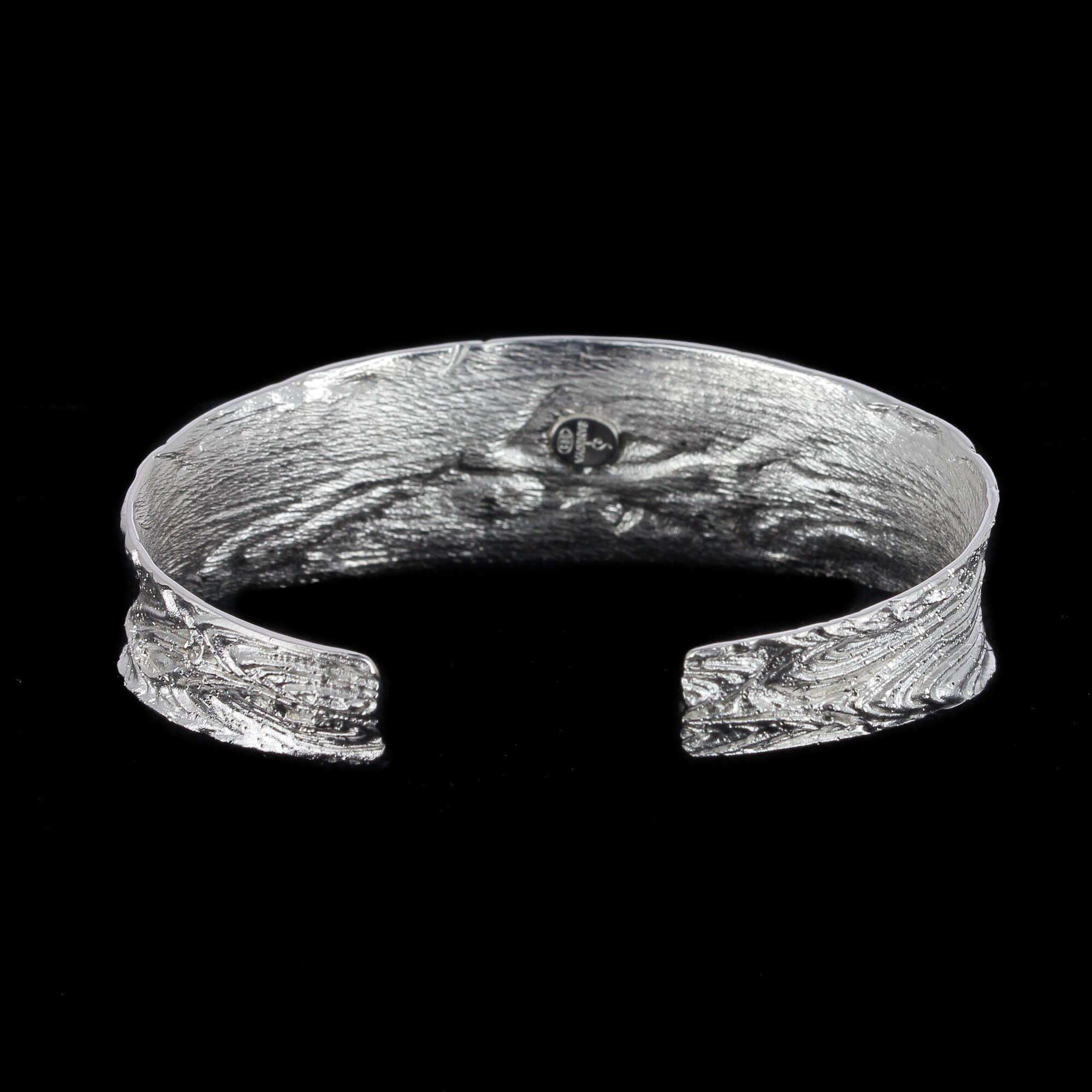 Silver and narrow worked slave bracelet