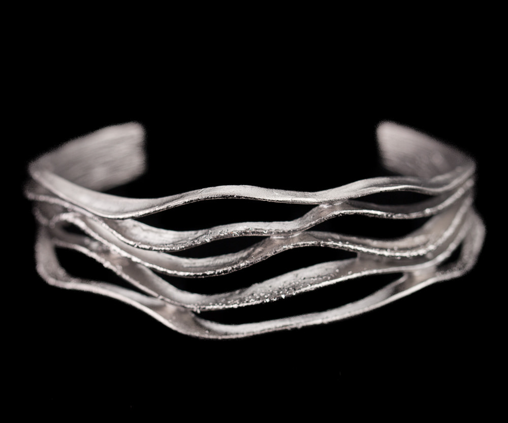 Magnificent silver bracelet